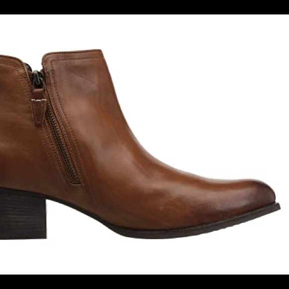 CLARKS ARTISAN COLLECTION MAYPEARL RAMIE LEATHER DARK TAN ANKLE BOOTIES NIB SZ 7 - Picture 6 of 8